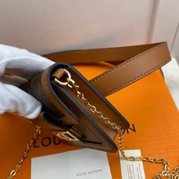 BB BUMBAG LOUIS DAUPHINE VUITTON 0619